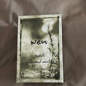 WEN Sweet Almond Mint cleansing conditioner
